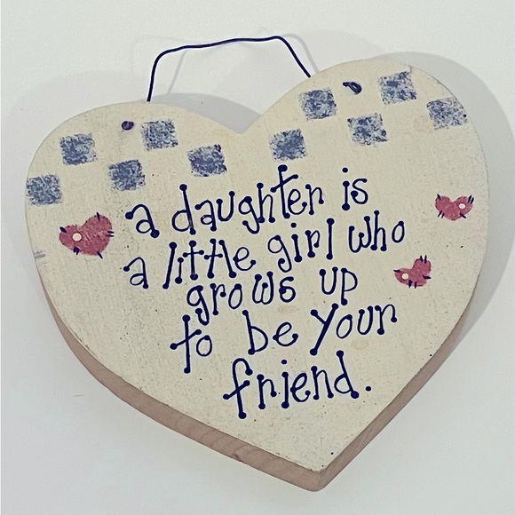 Vintage Wooden Heart Daughter Friend Decor - Picture 1 of 3